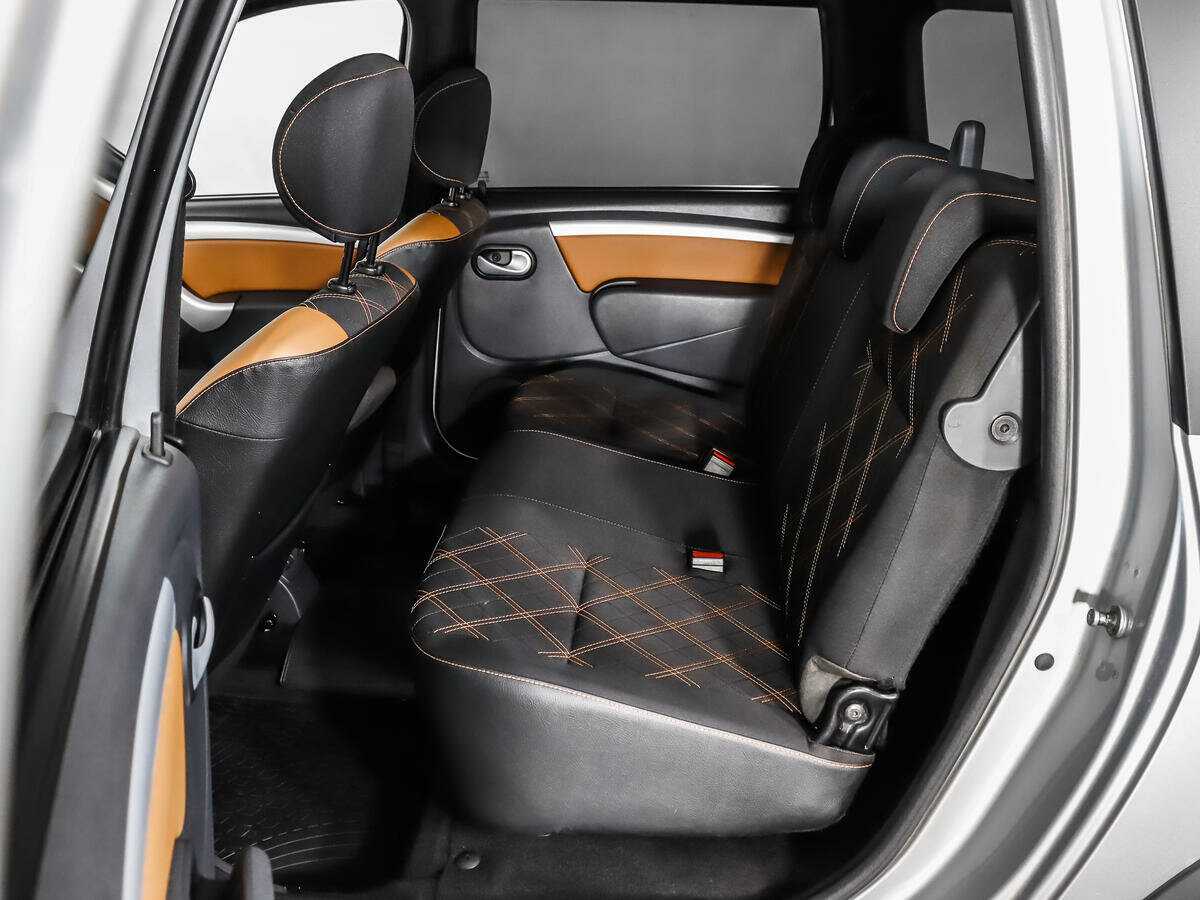 Lada (ВАЗ) Largus 2015 года с пробегом. Фото: #9