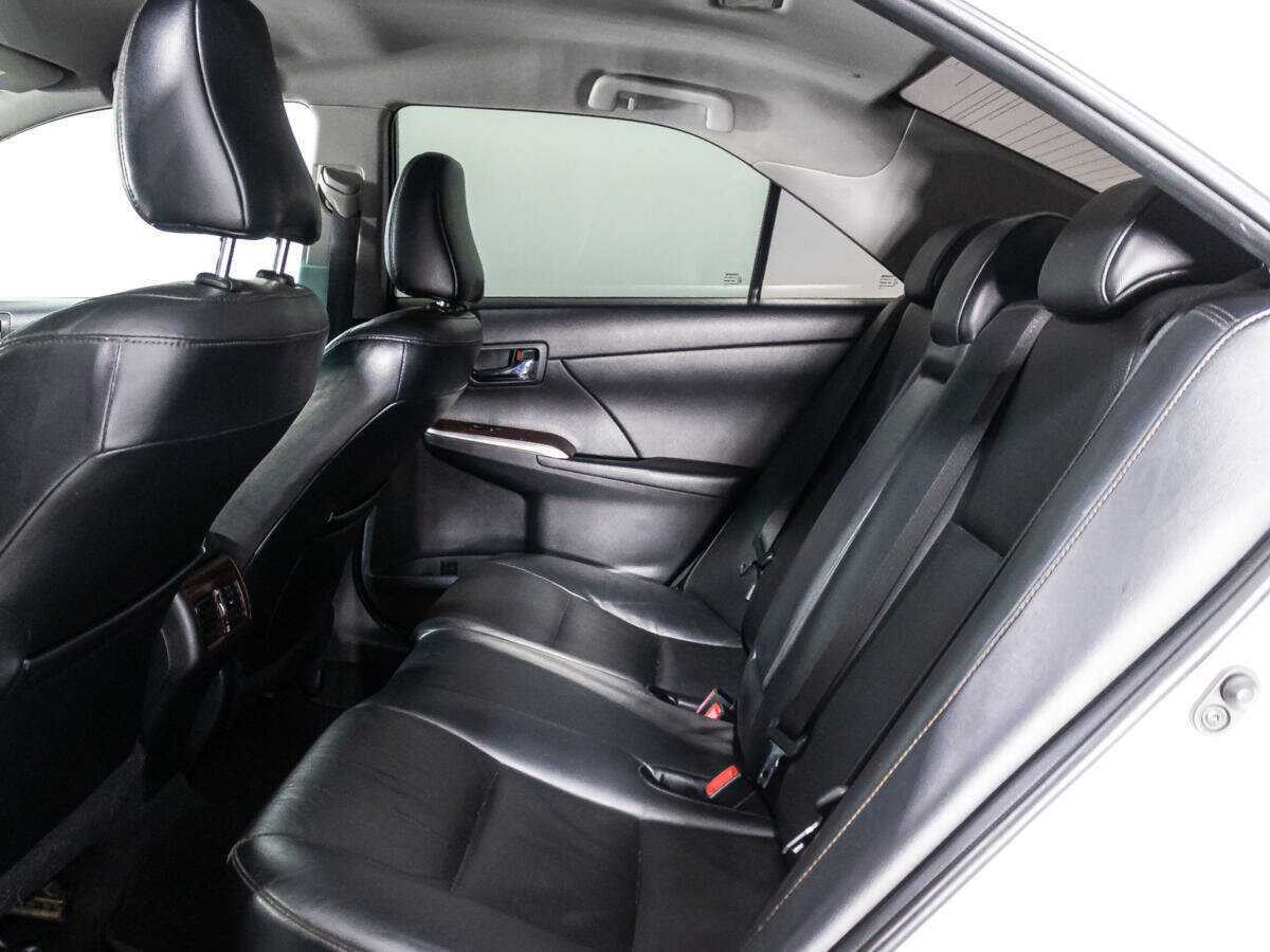 Toyota Camry 2012 года с пробегом. Фото: #9