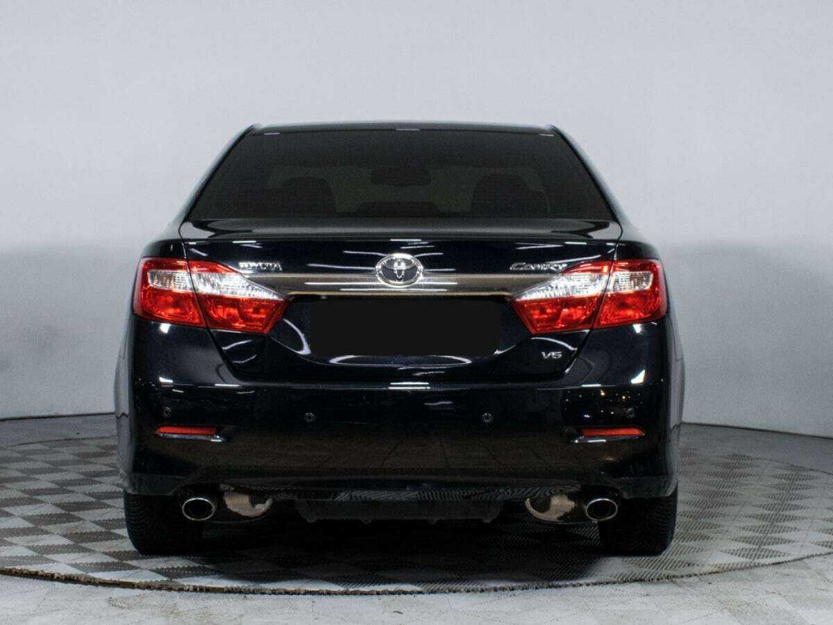 Toyota Camry 2012 года с пробегом. Фото: #5