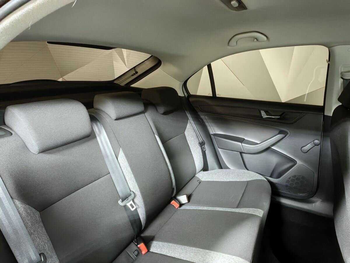 Skoda Rapid 2021 года с пробегом. Фото: #12