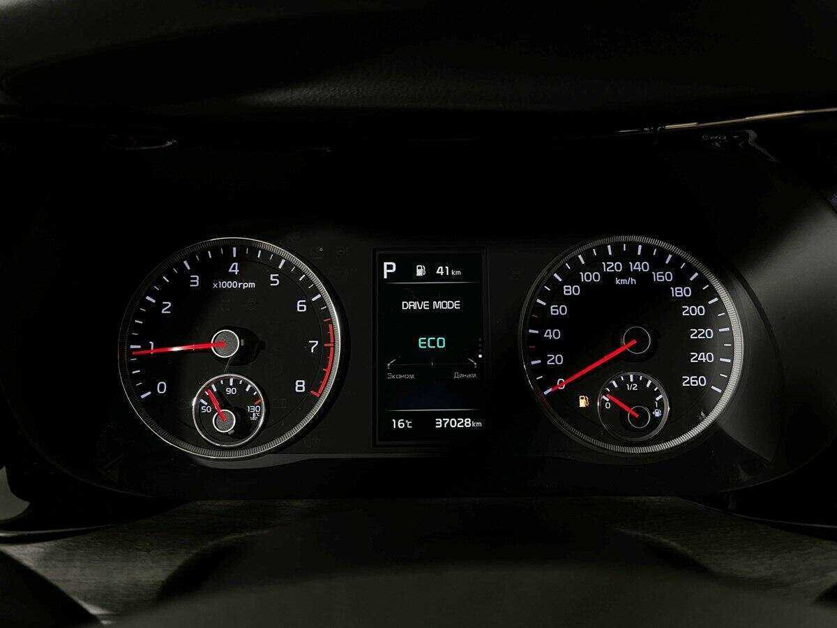 Kia K5 2021 года с пробегом. Фото: #8