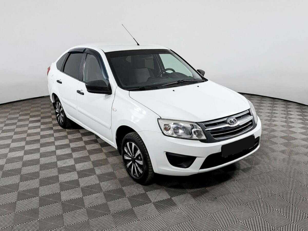 Lada (ВАЗ) Granta 2018 года с пробегом. Фото: #2