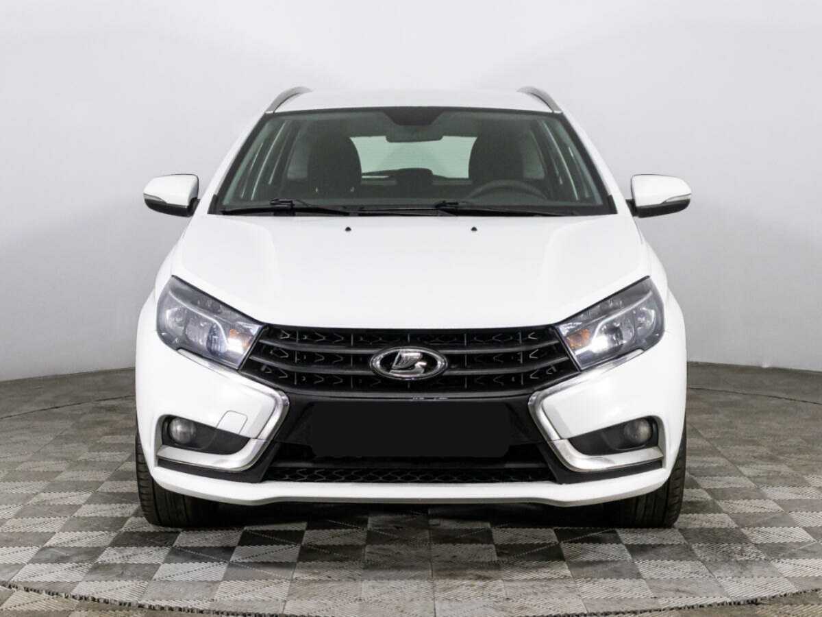 Lada (ВАЗ) Vesta 2017 года с пробегом. Фото: #1