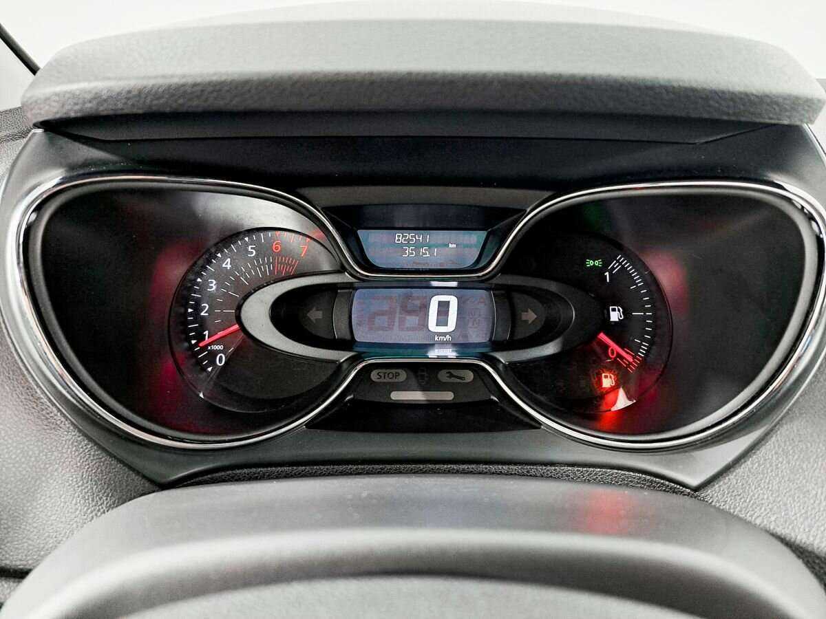 Renault Kaptur 2017 года с пробегом. Фото: #12