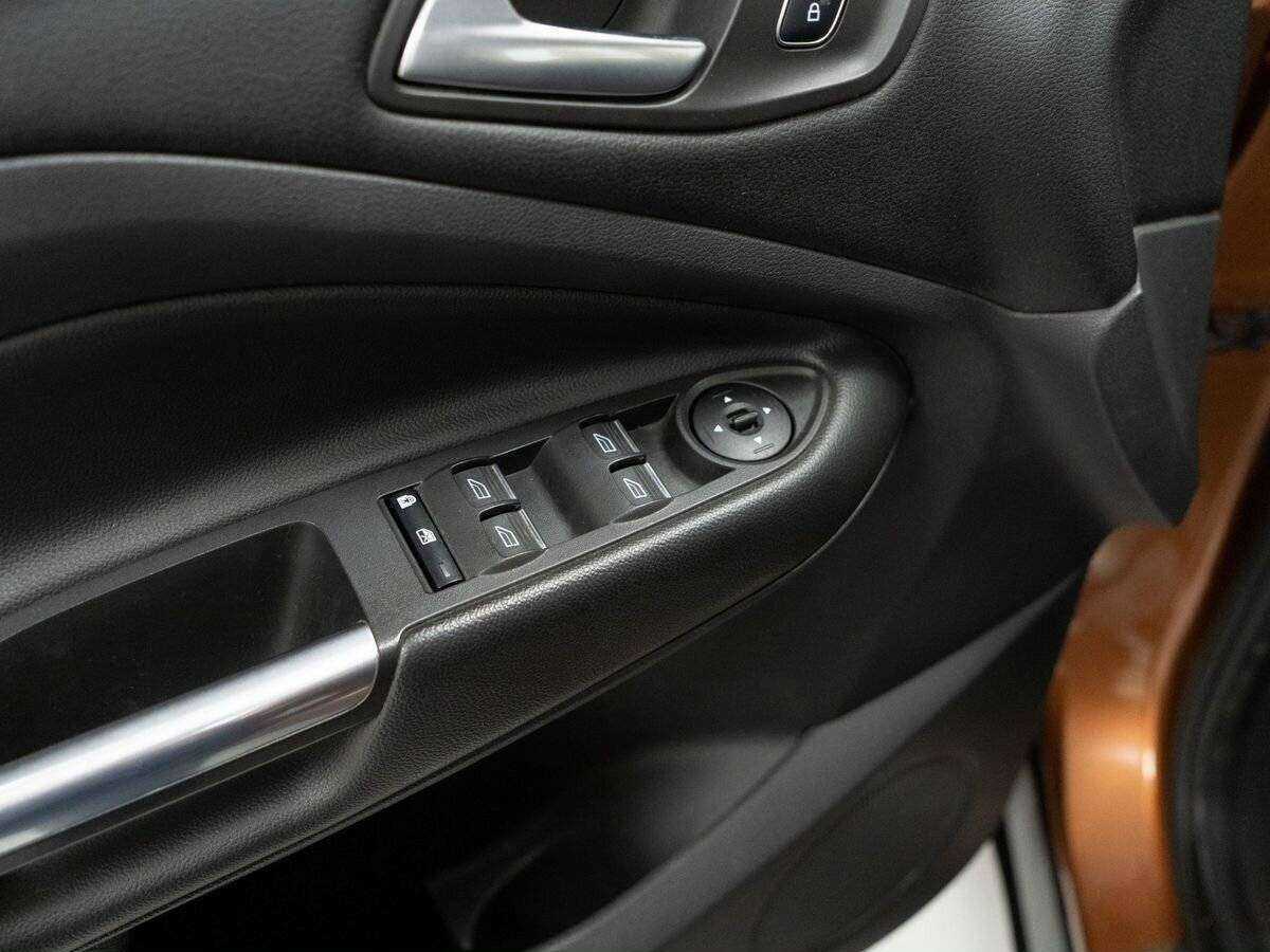 Ford Kuga 2017 года с пробегом. Фото: #12