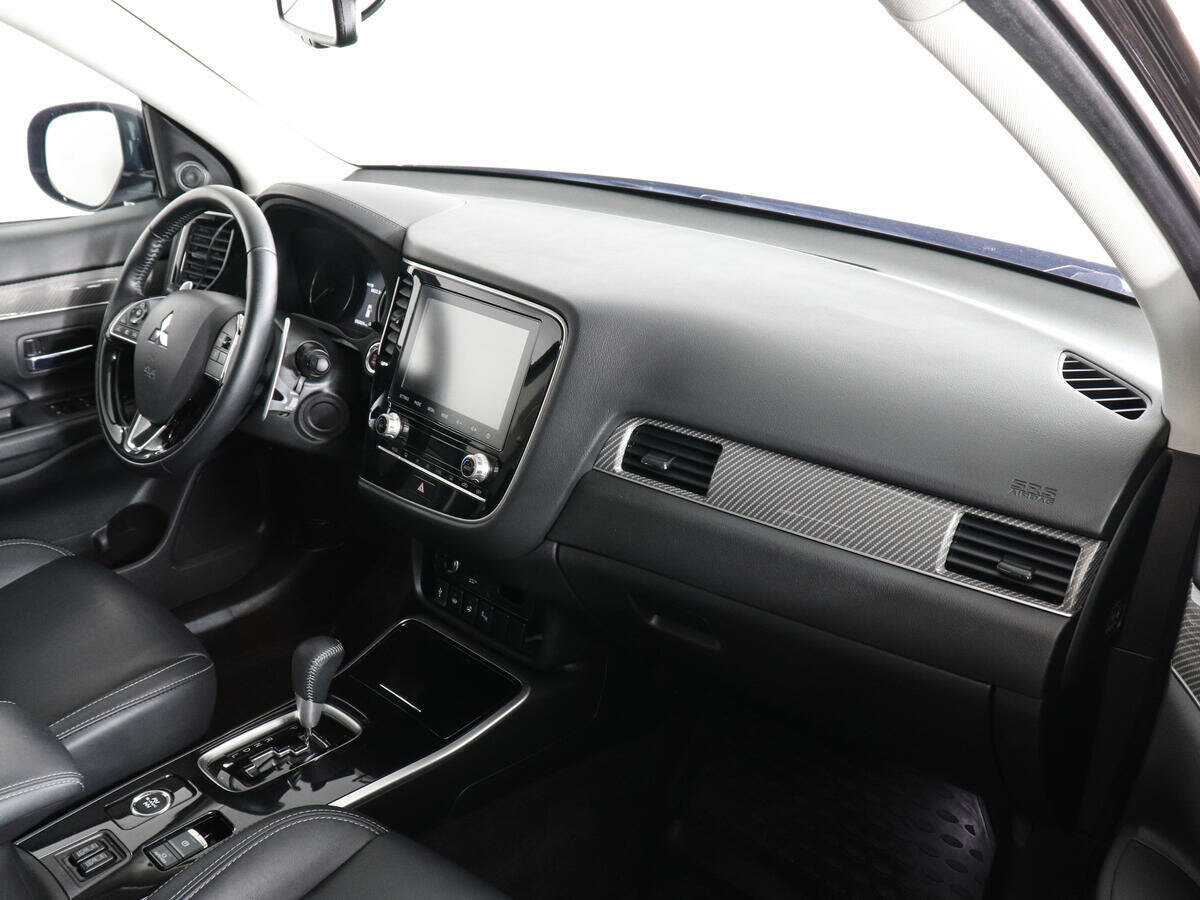 Mitsubishi Outlander 2022 года с пробегом. Фото: #9