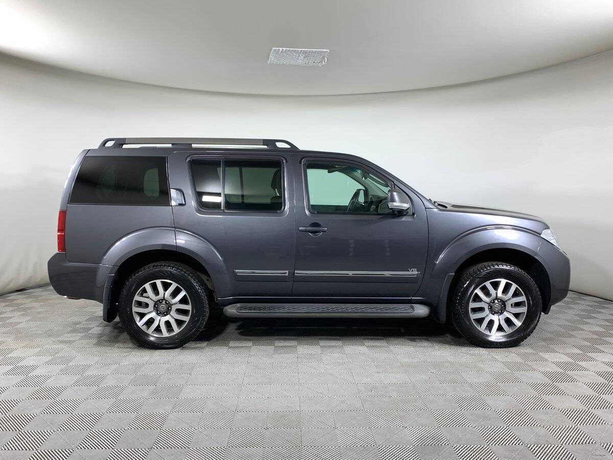 Nissan Pathfinder 2012 года с пробегом. Фото: #3
