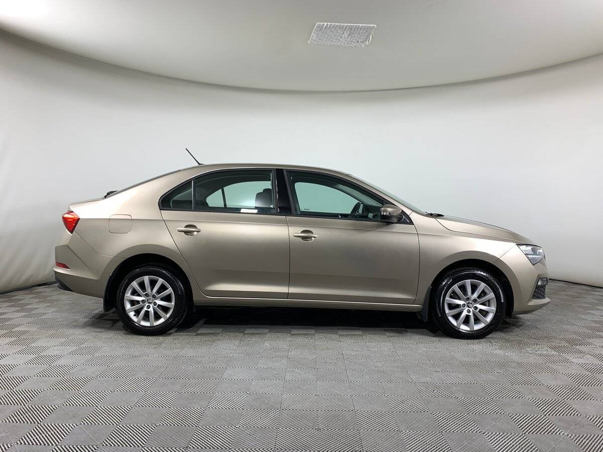 Skoda Rapid 2020 года с пробегом. Фото: #3