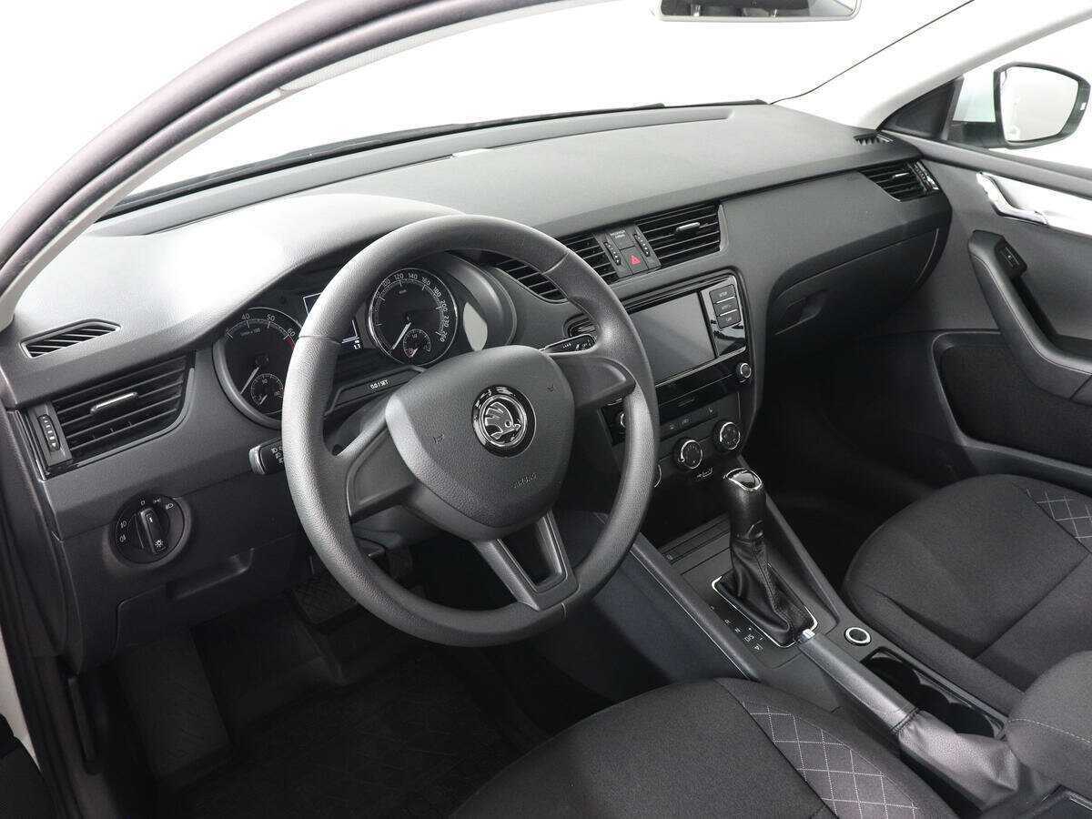 Skoda Octavia 2020 года с пробегом. Фото: #8