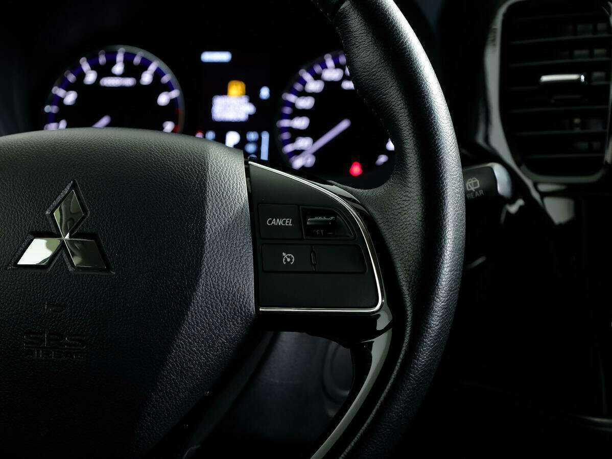Mitsubishi Outlander 2018 года с пробегом. Фото: #14