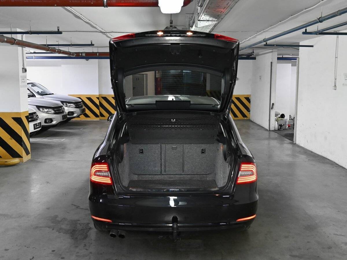 Skoda Superb 2013 года с пробегом. Фото: #4