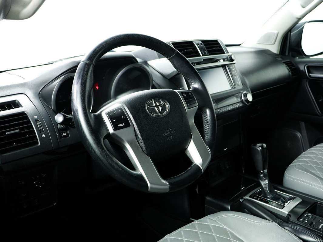 Toyota Land Cruiser Prado 2013 года с пробегом. Фото: #12