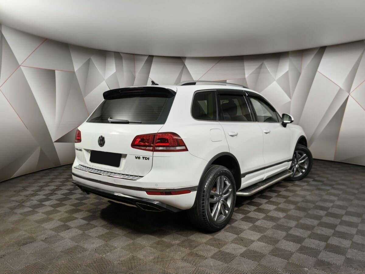 Volkswagen Touareg 2016 года с пробегом. Фото: #1