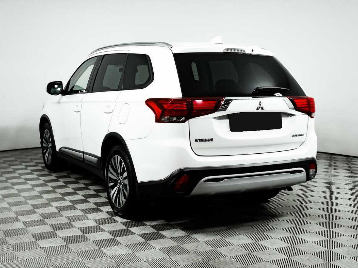 Mitsubishi Outlander 2019 года с пробегом. Фото: #6
