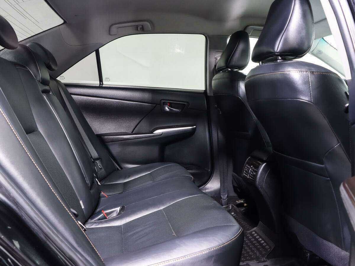 Toyota Camry 2017 года с пробегом. Фото: #15