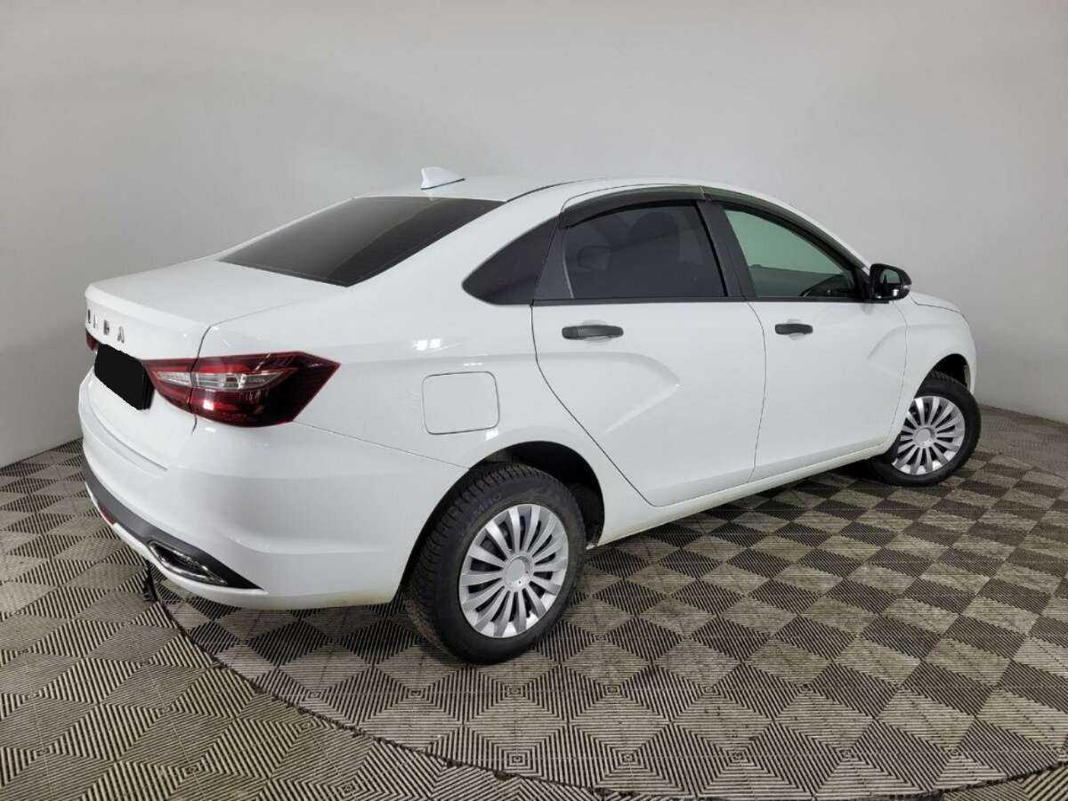 Lada (ВАЗ) Vesta 2023 года с пробегом. Фото: #5