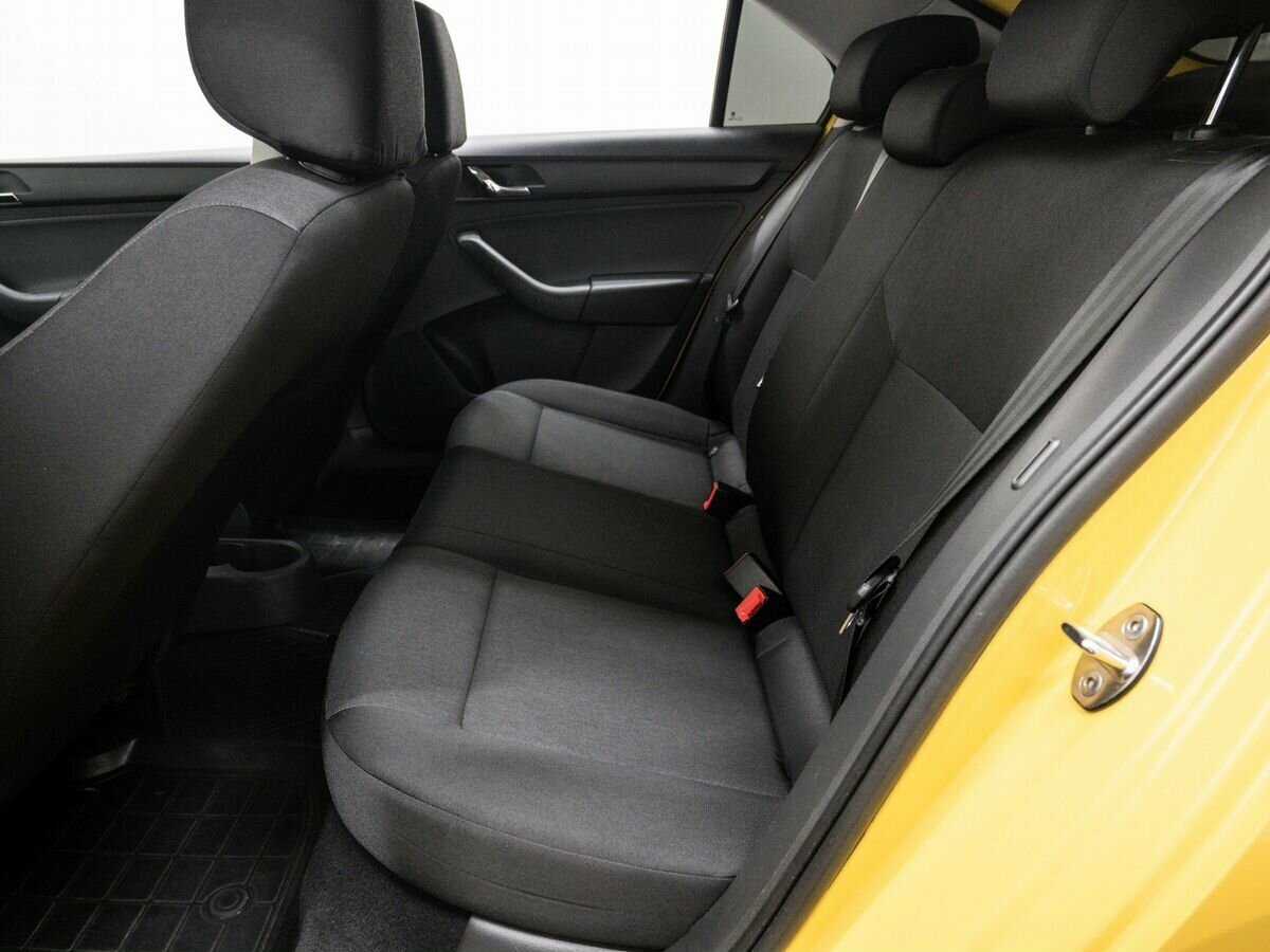 Skoda Rapid 2017 года с пробегом. Фото: #13