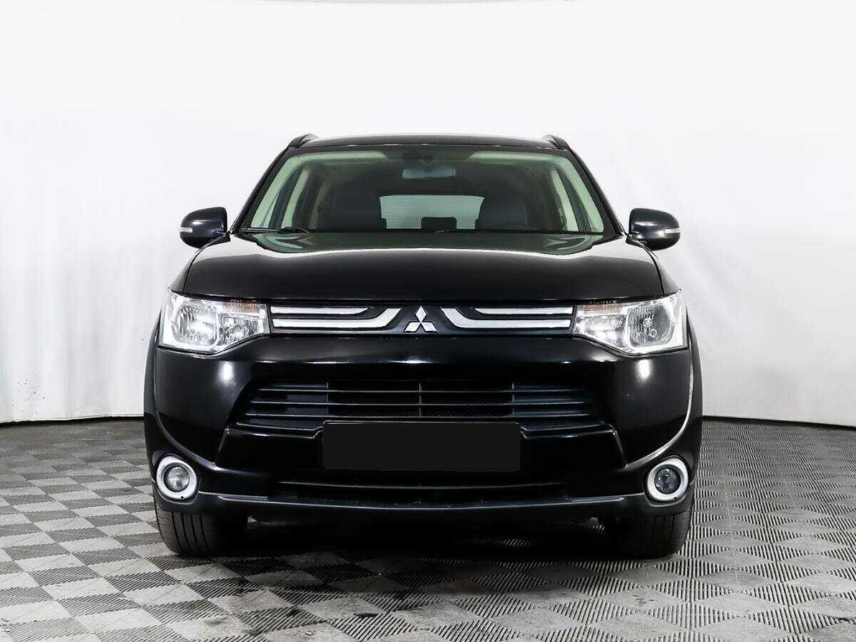 Mitsubishi Outlander 2013 года с пробегом. Фото: #1