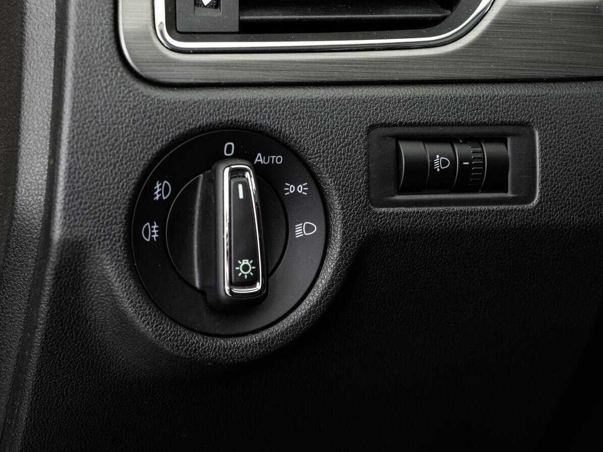 Skoda Rapid 2019 года с пробегом. Фото: #10