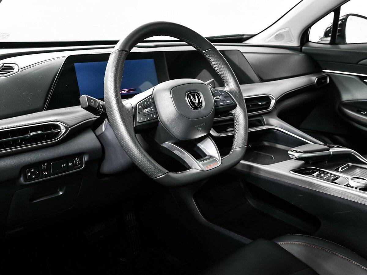 Changan UNI-T 2023 года с пробегом. Фото: #12