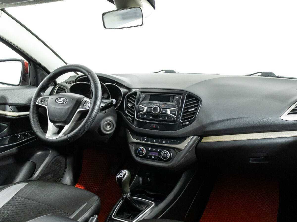 Lada (ВАЗ) Vesta 2018 года с пробегом. Фото: #8