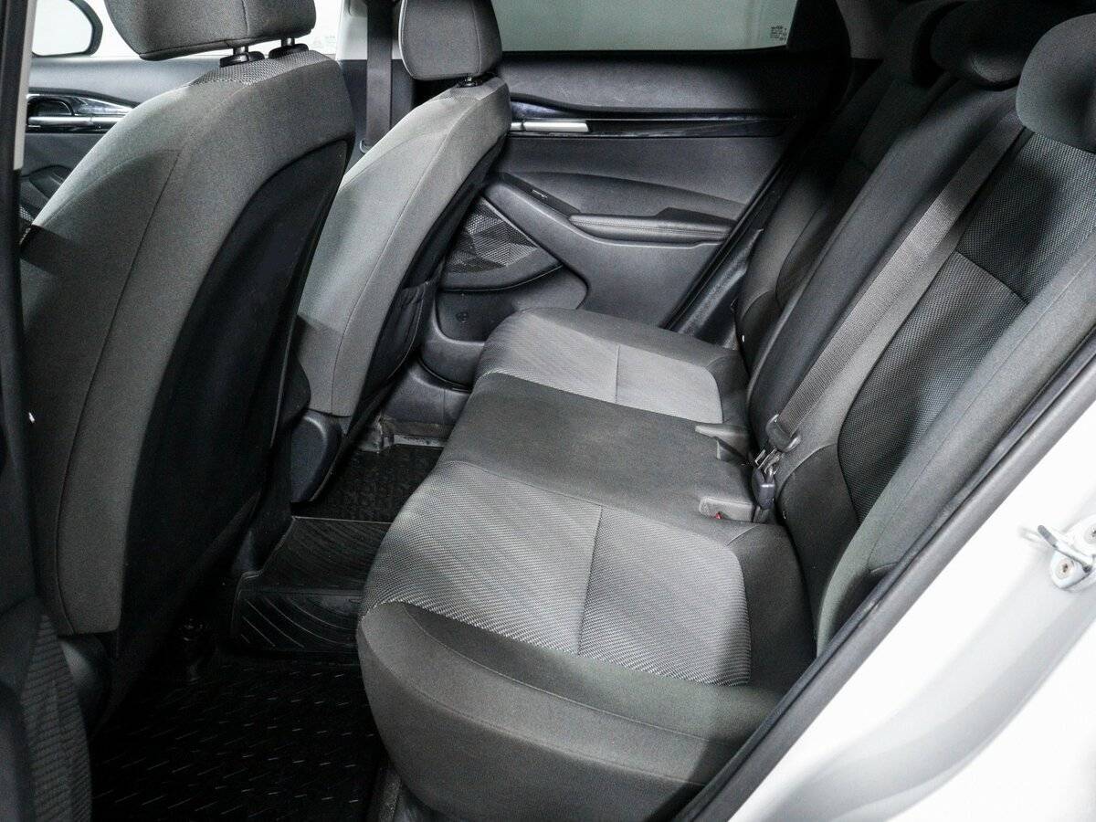 Kia Seltos 2021 года с пробегом. Фото: #9