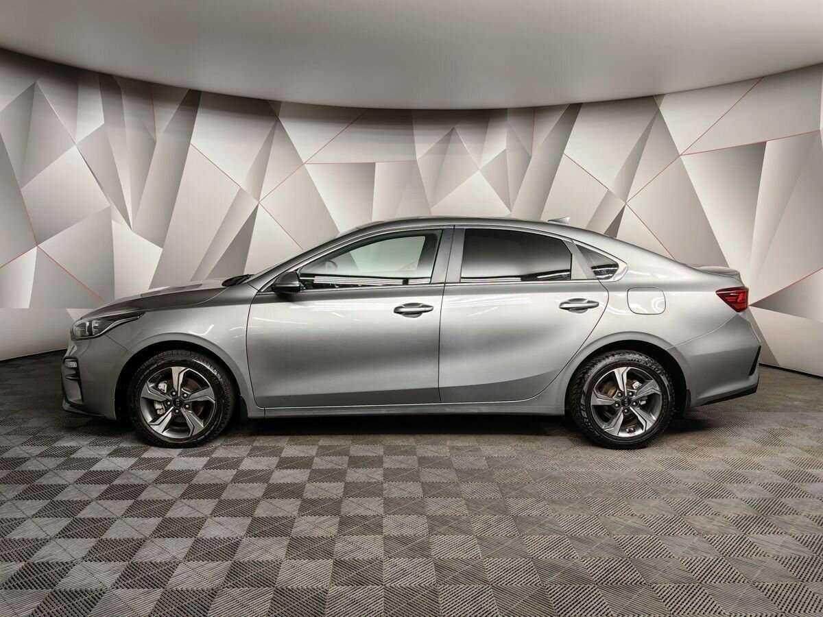 Kia Cerato 2018 года с пробегом. Фото: #3