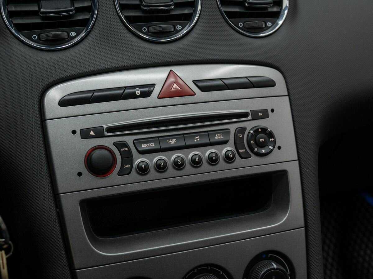 Peugeot 408 2013 года с пробегом. Фото: #19