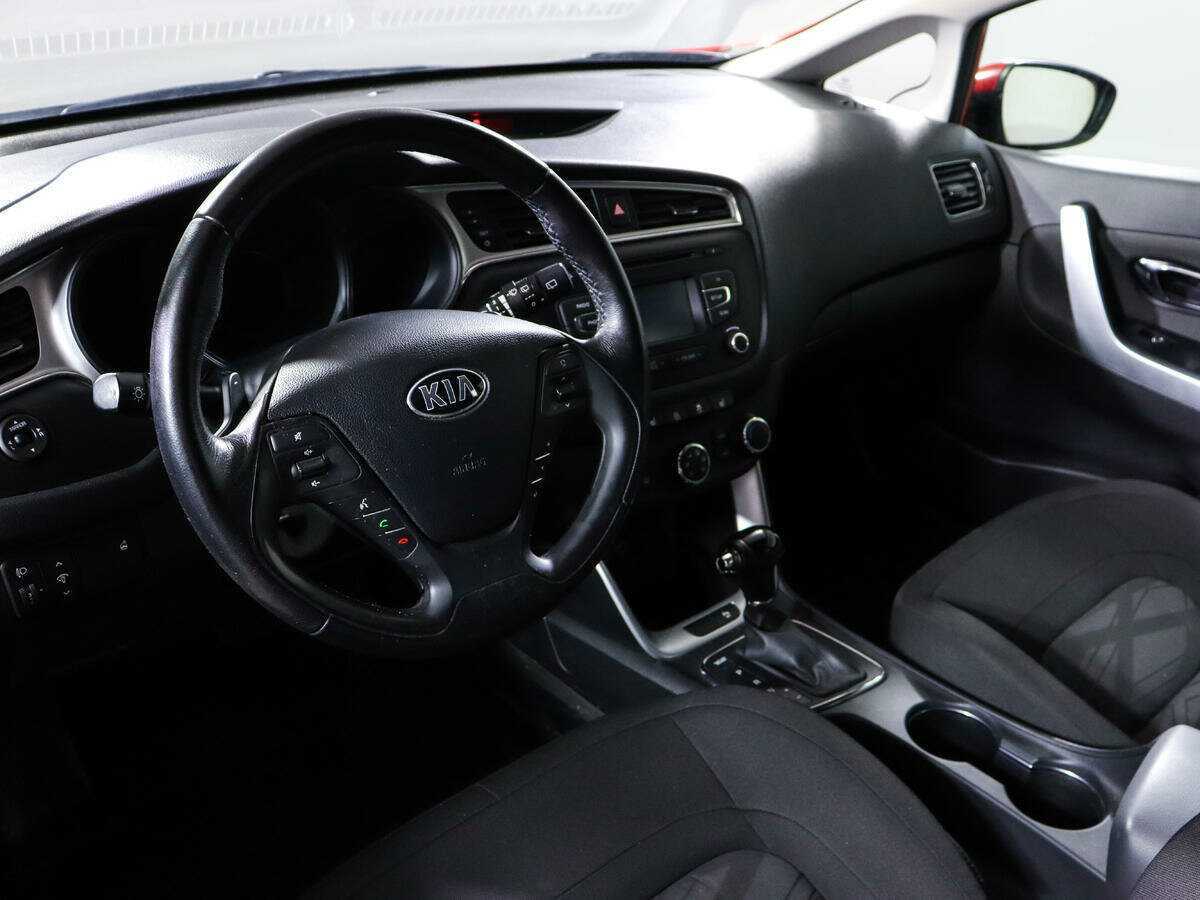 Kia Ceed 2016 года с пробегом. Фото: #13