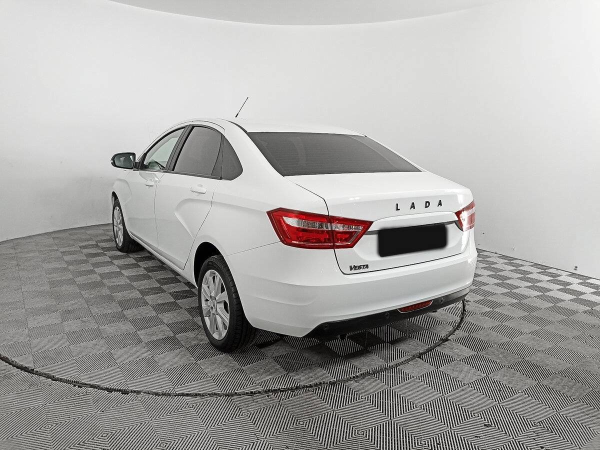 Lada (ВАЗ) Vesta 2021 года с пробегом. Фото: #6
