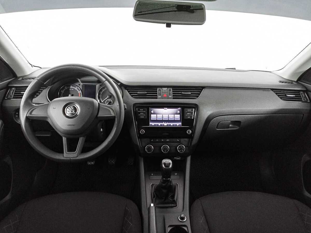 Skoda Octavia 2019 года с пробегом. Фото: #11