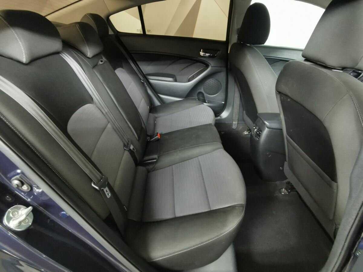 Kia Cerato 2018 года с пробегом. Фото: #11