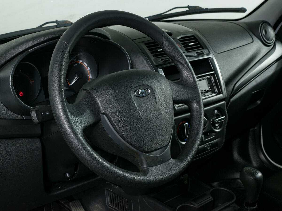 Lada (ВАЗ) Granta 2018 года с пробегом. Фото: #11