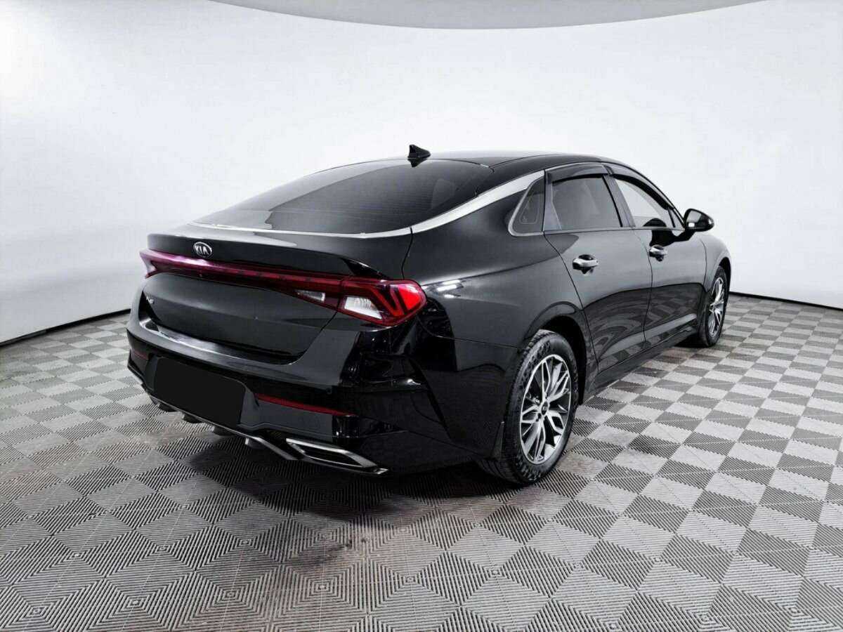 Kia K5 2021 года с пробегом. Фото: #4