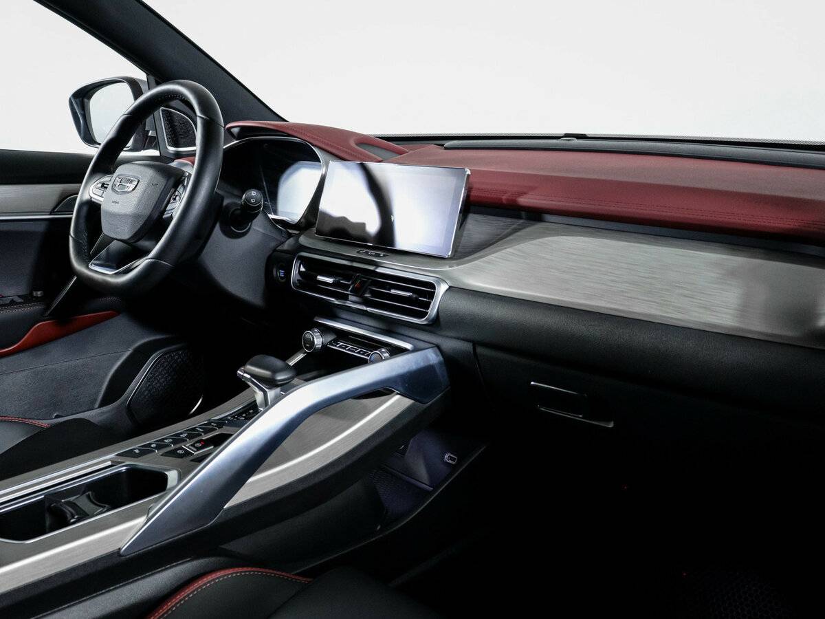 Geely Coolray 2023 года с пробегом. Фото: #8