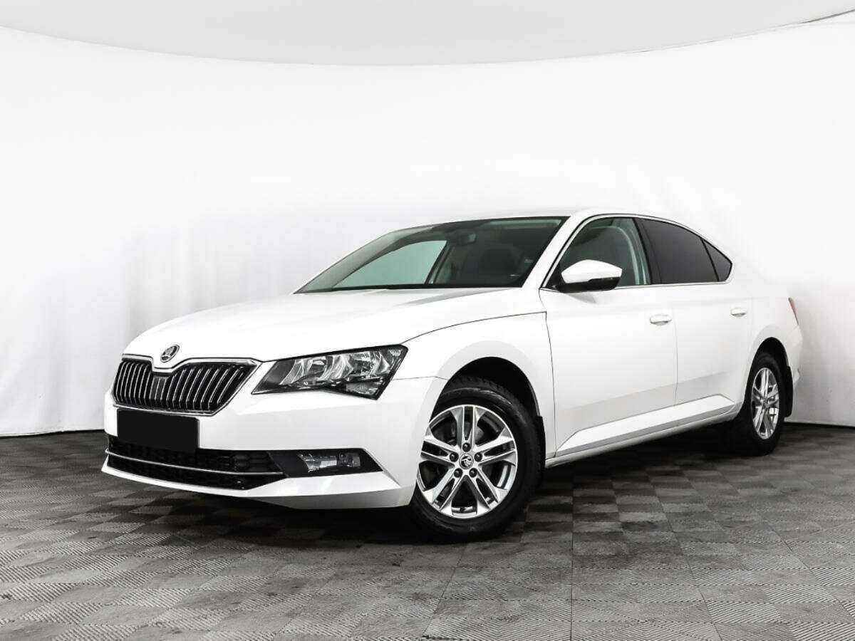 Skoda Superb 2016 года с пробегом. Фото: #0
