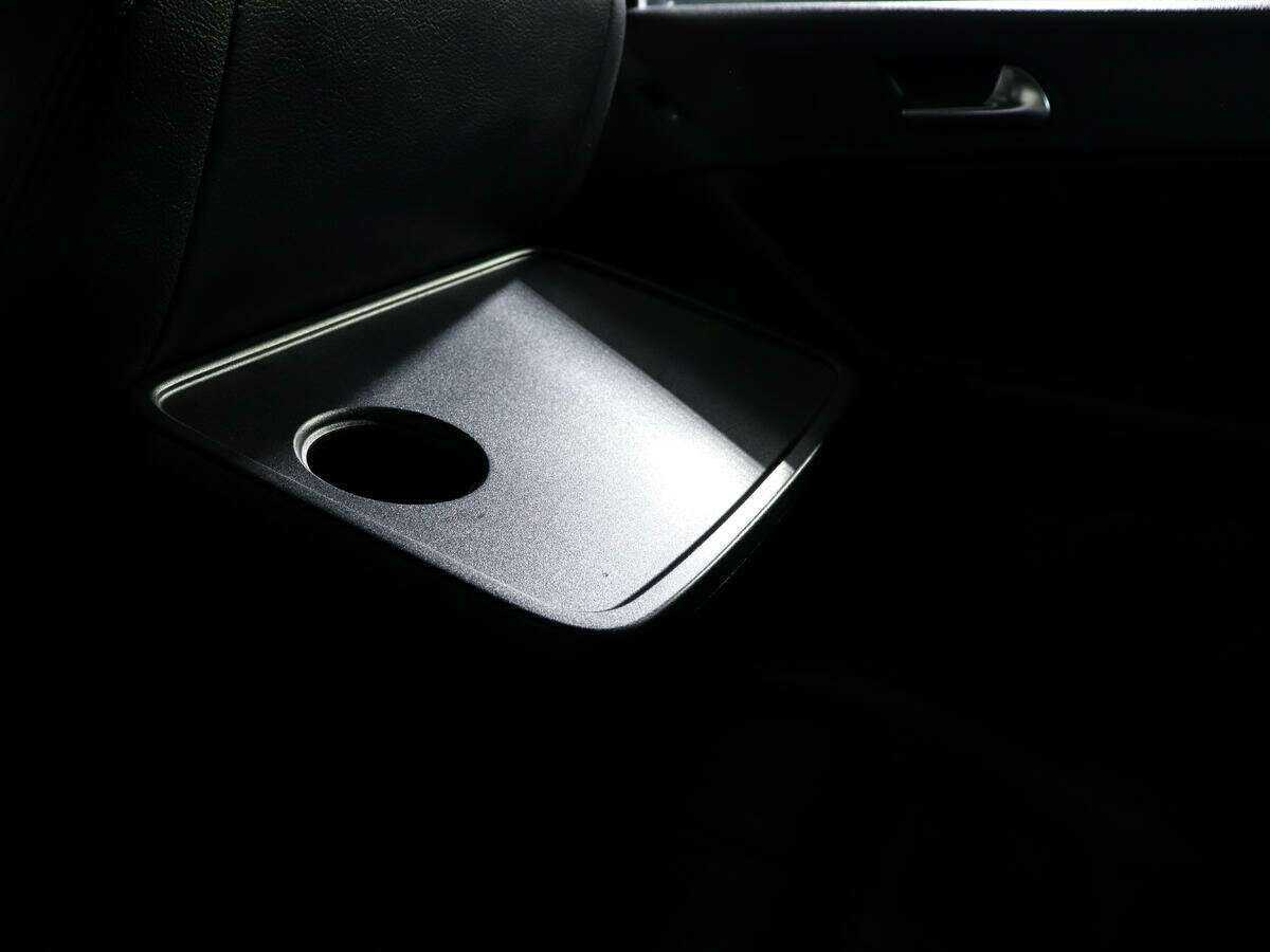 Volkswagen Tiguan 2012 года с пробегом. Фото: #12