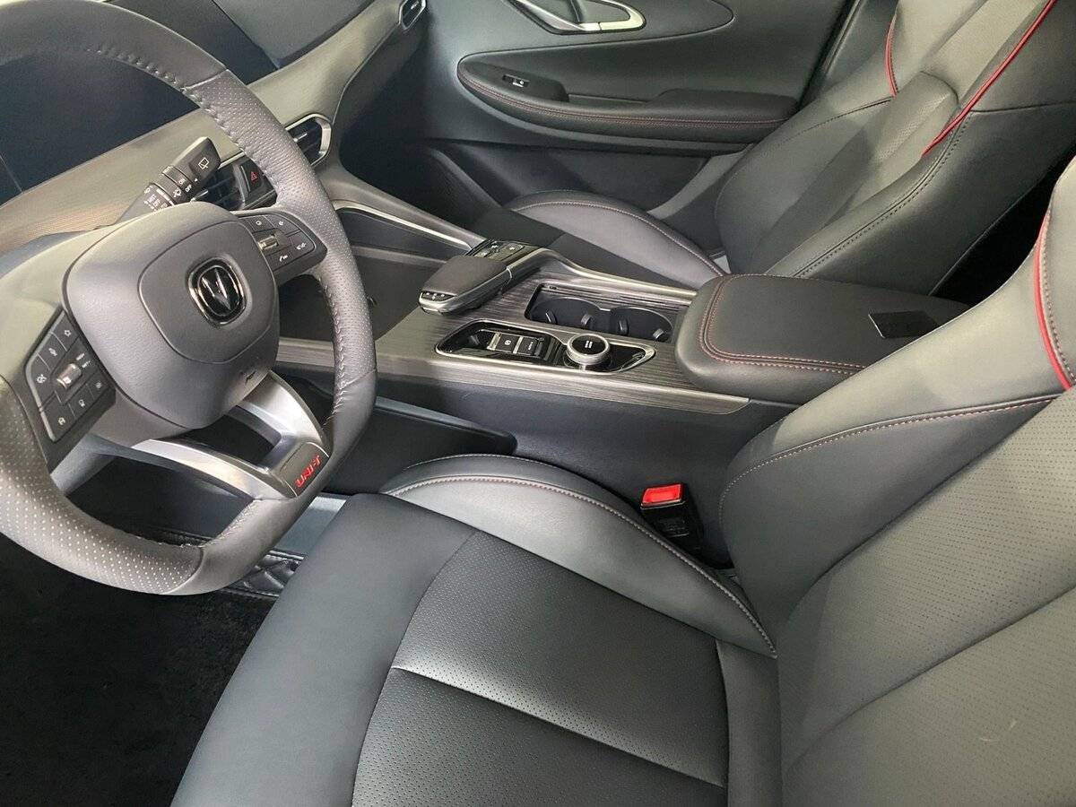 Changan UNI-T 2023 года с пробегом. Фото: #6