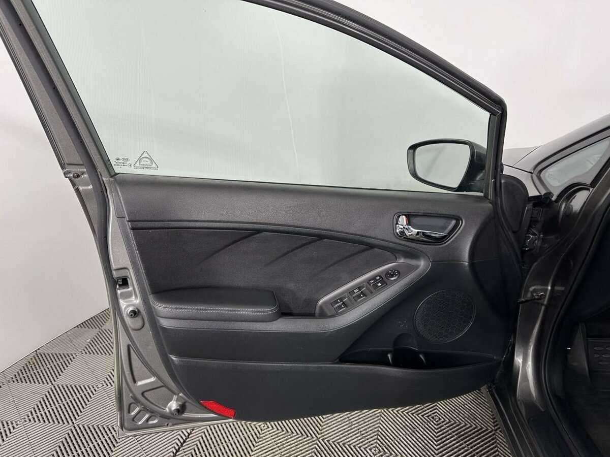 Kia Cerato 2019 года с пробегом. Фото: #7