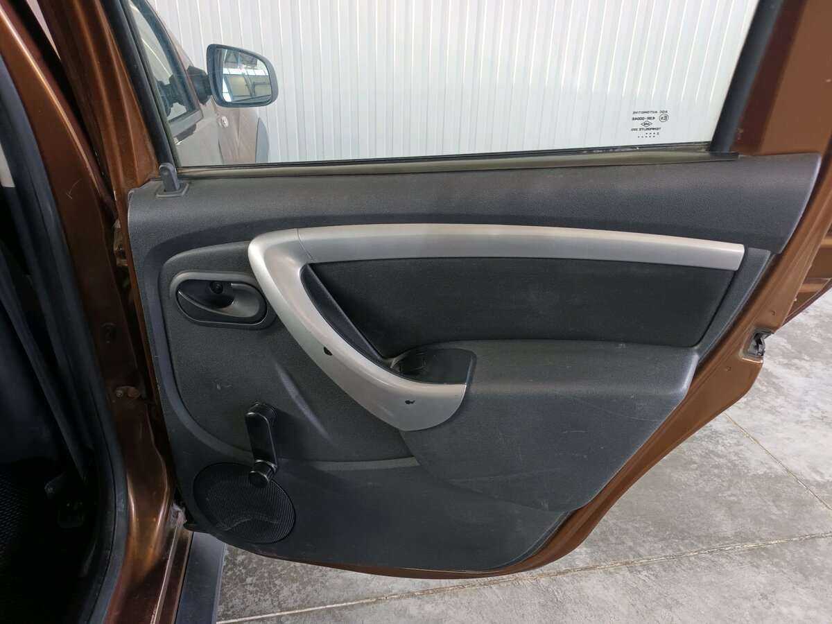 Renault Duster 2012 года с пробегом. Фото: #18