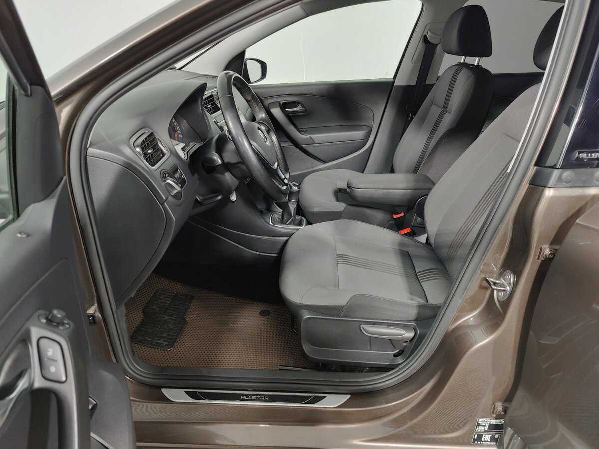 Volkswagen Polo 2016 года с пробегом. Фото: #8