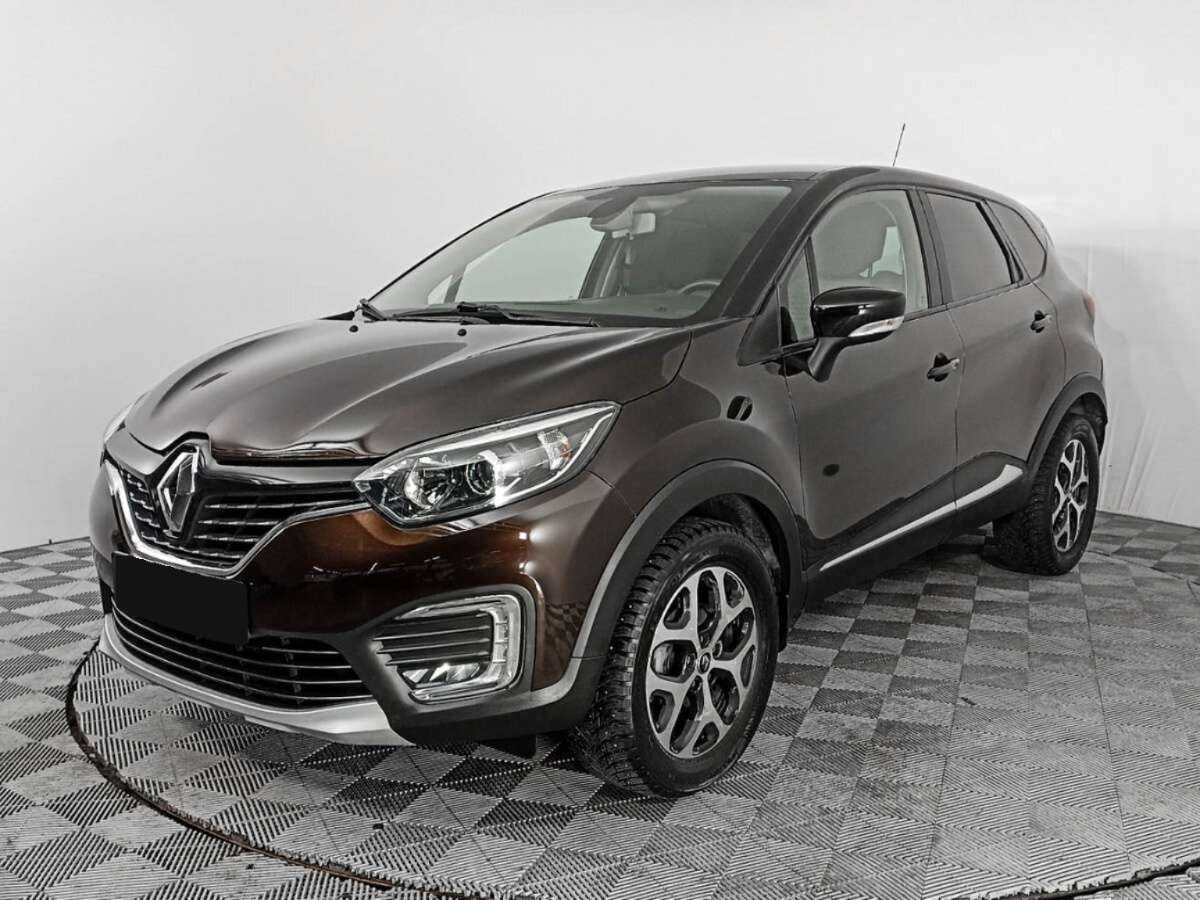 Renault Kaptur 2018 года с пробегом. Посмотреть фото