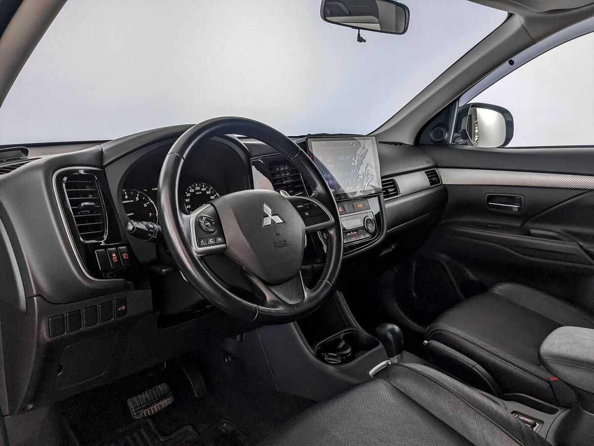Mitsubishi Outlander 2014 года с пробегом. Фото: #13