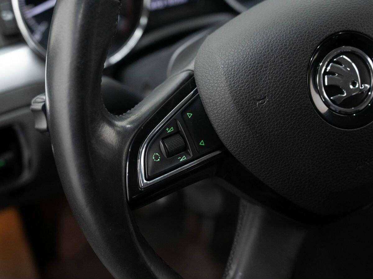 Skoda Superb 2014 года с пробегом. Фото: #19