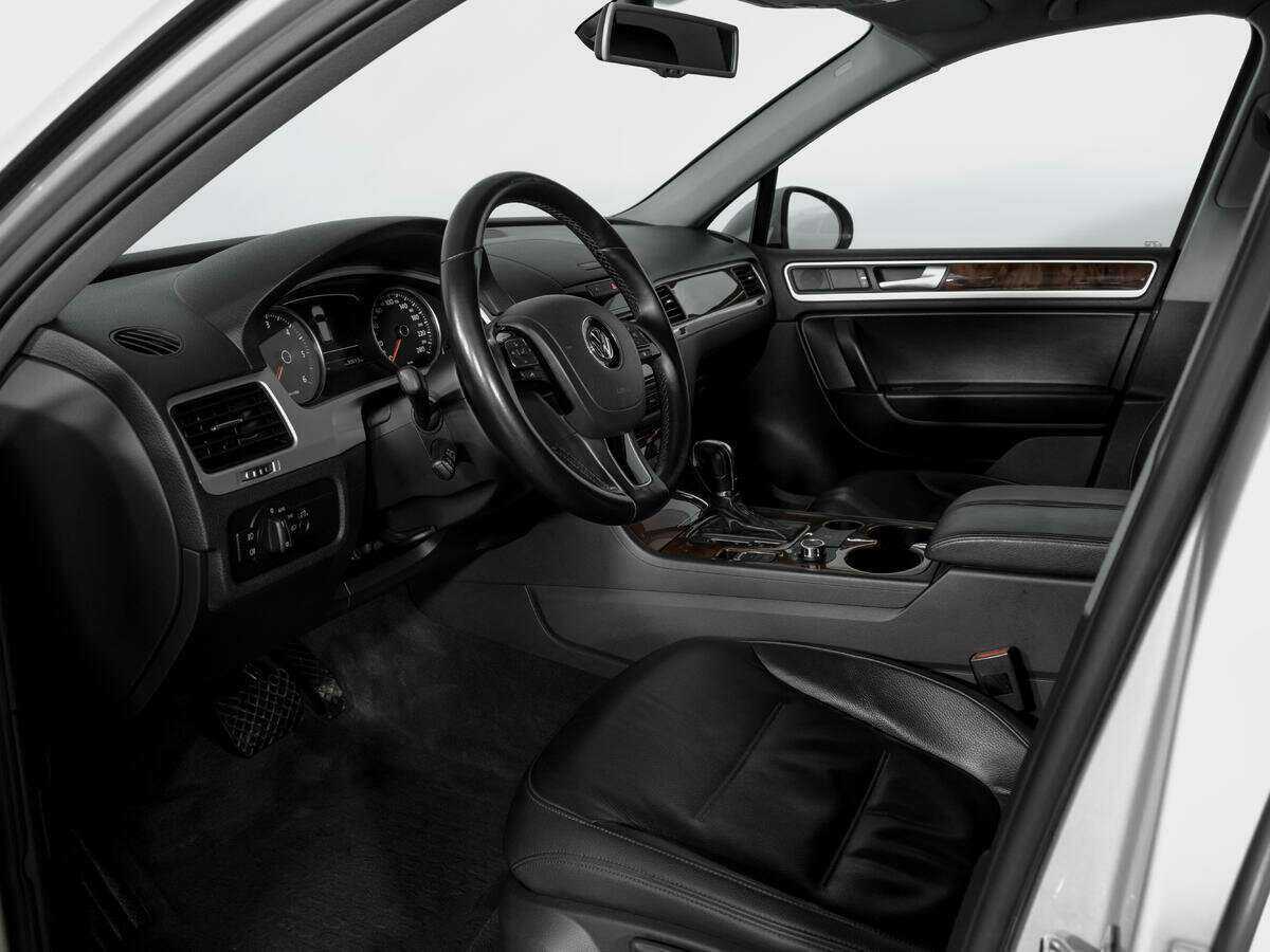 Volkswagen Touareg 2012 года с пробегом. Фото: #13