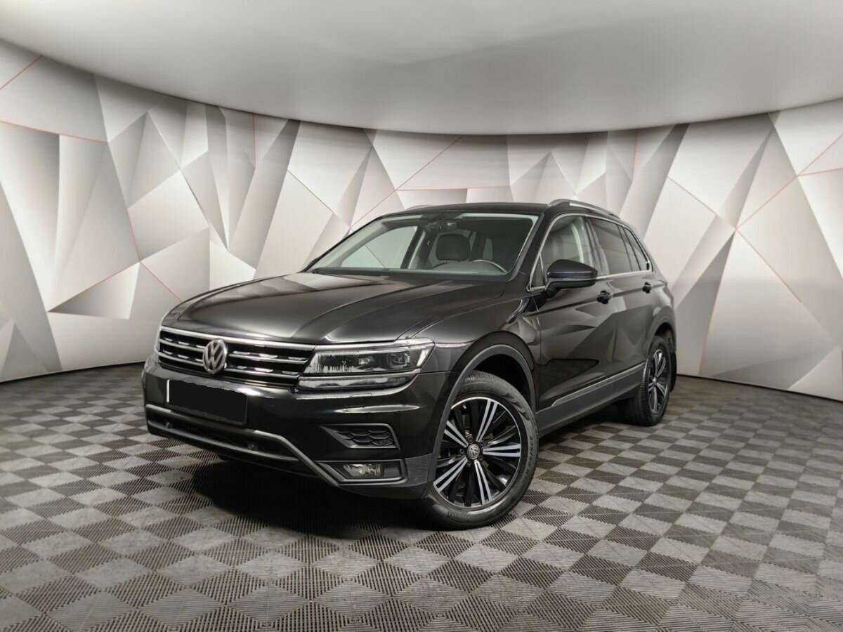 Volkswagen Tiguan 2018 года с пробегом. Фото: #0