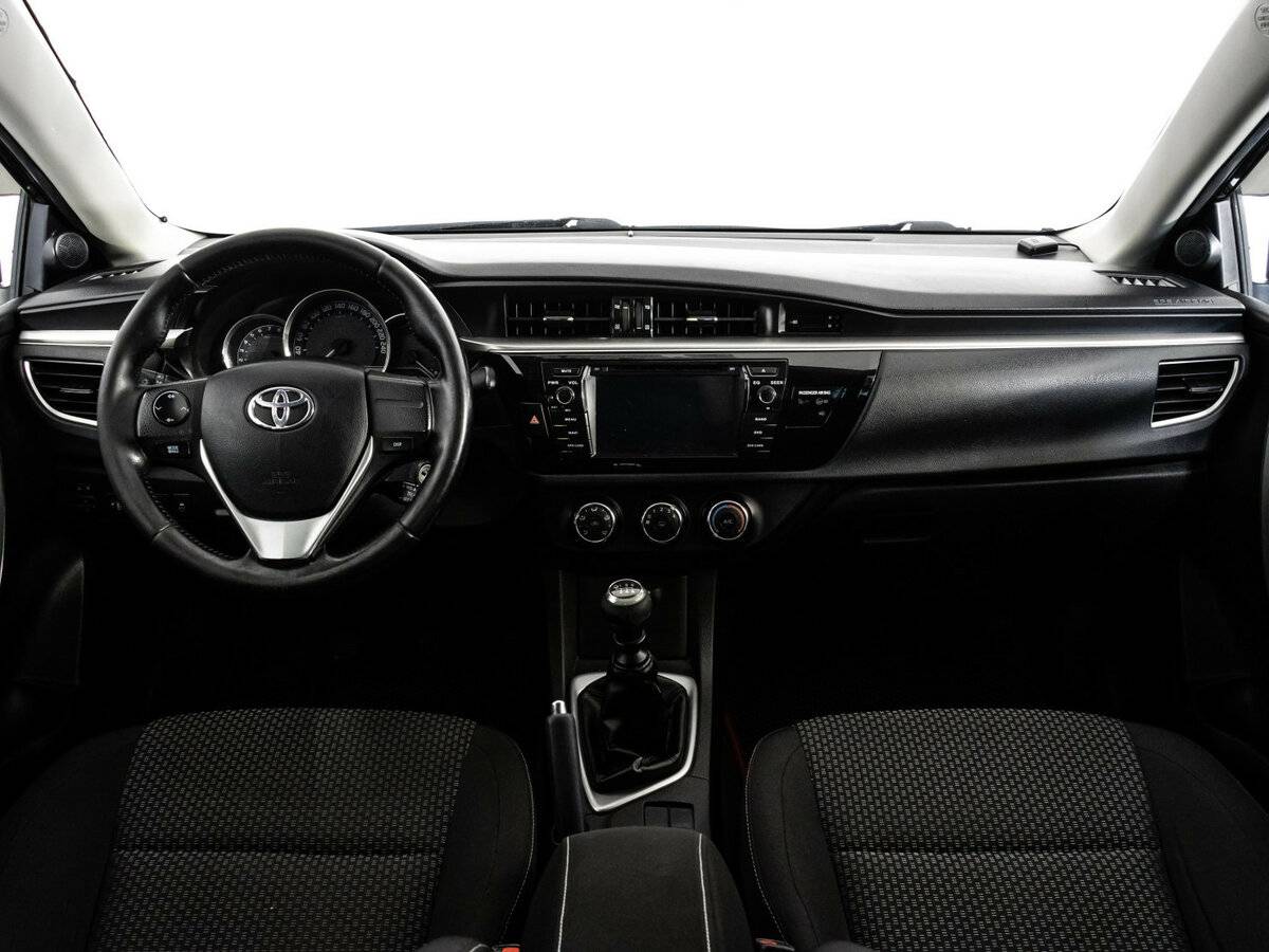 Toyota Corolla 2013 года с пробегом. Фото: #9