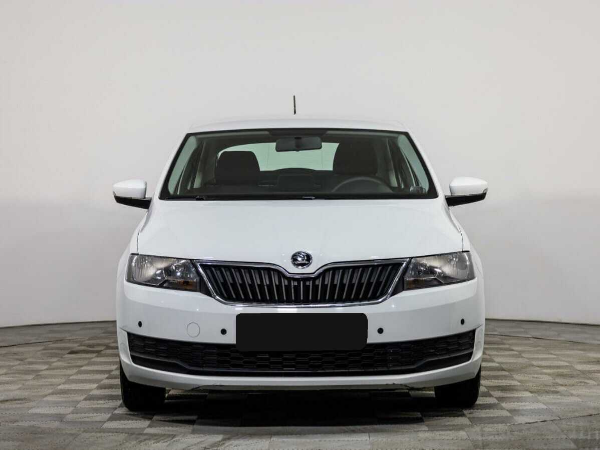 Skoda Rapid 2017 года с пробегом. Посмотреть фото
