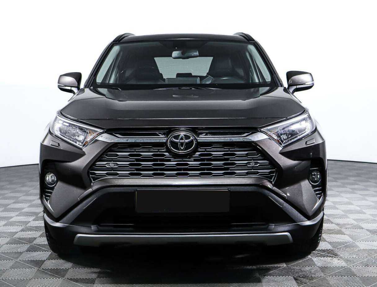 Toyota RAV4 2019 года с пробегом. Фото: #1