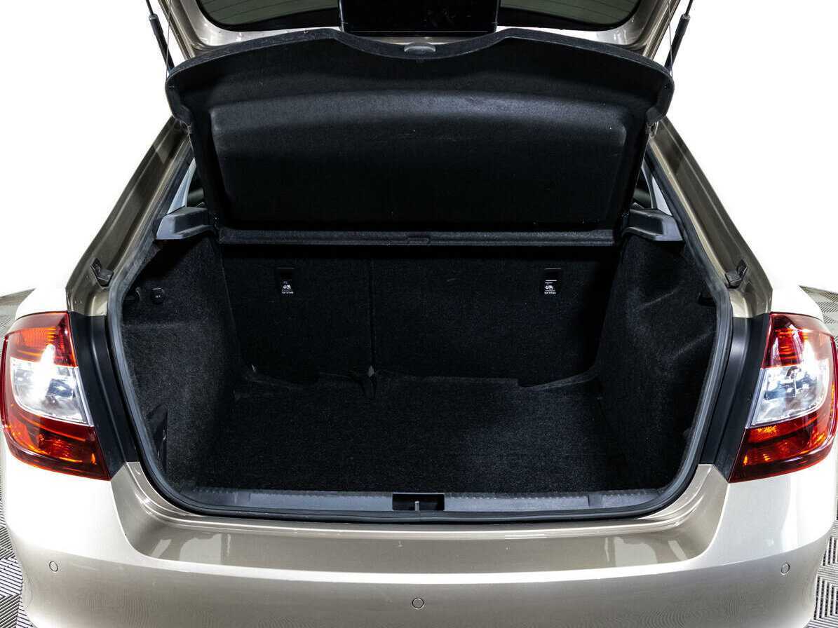 Skoda Rapid 2019 года с пробегом. Фото: #13